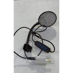 Iluminador Clamp  7 w USB