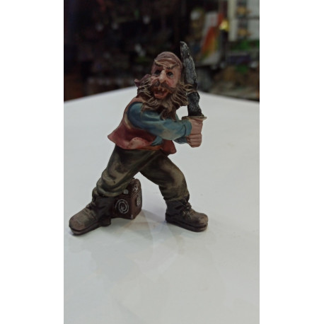 RR-901 Pirata Primer Oficial